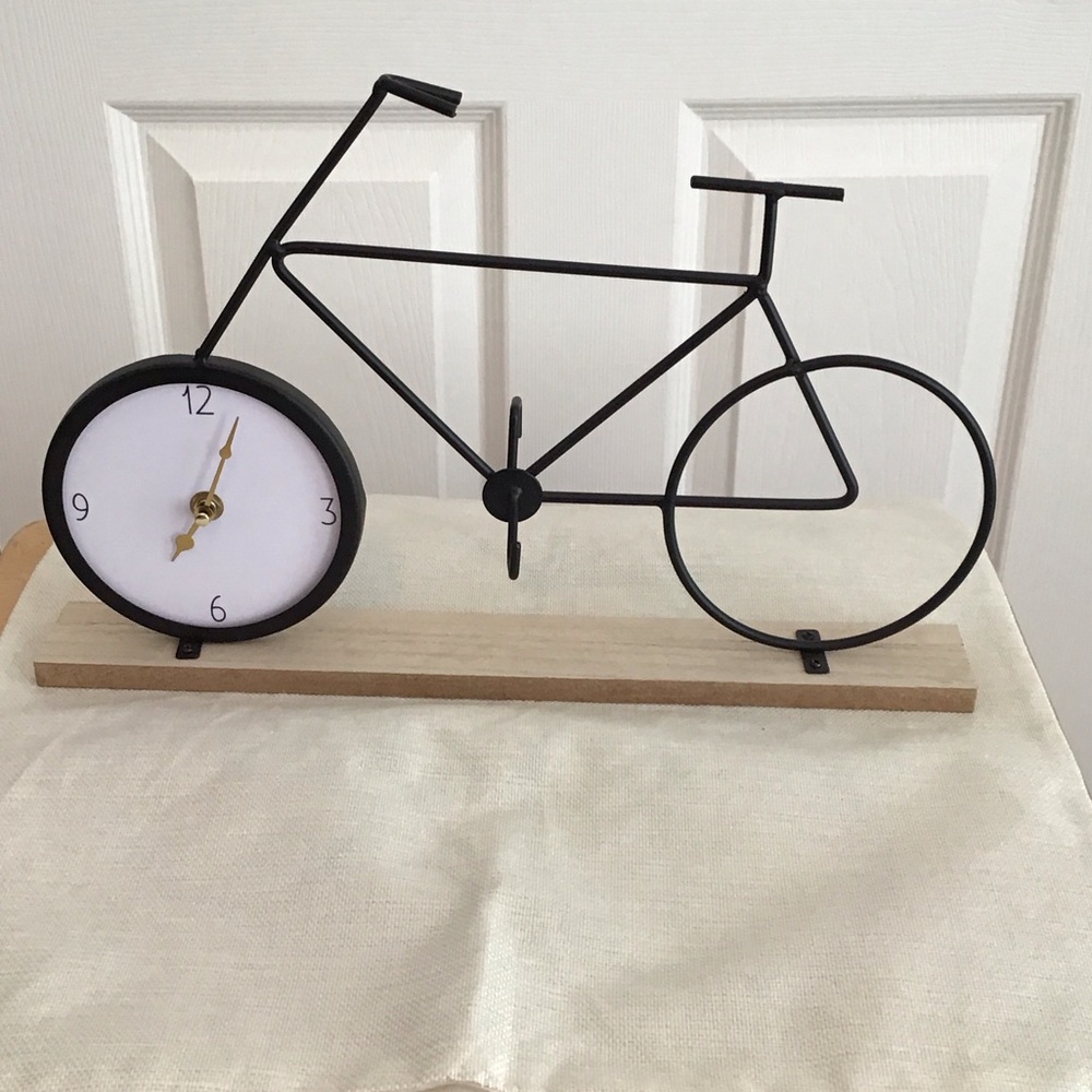 Boston Warehouse Black and White Bicycle Clock